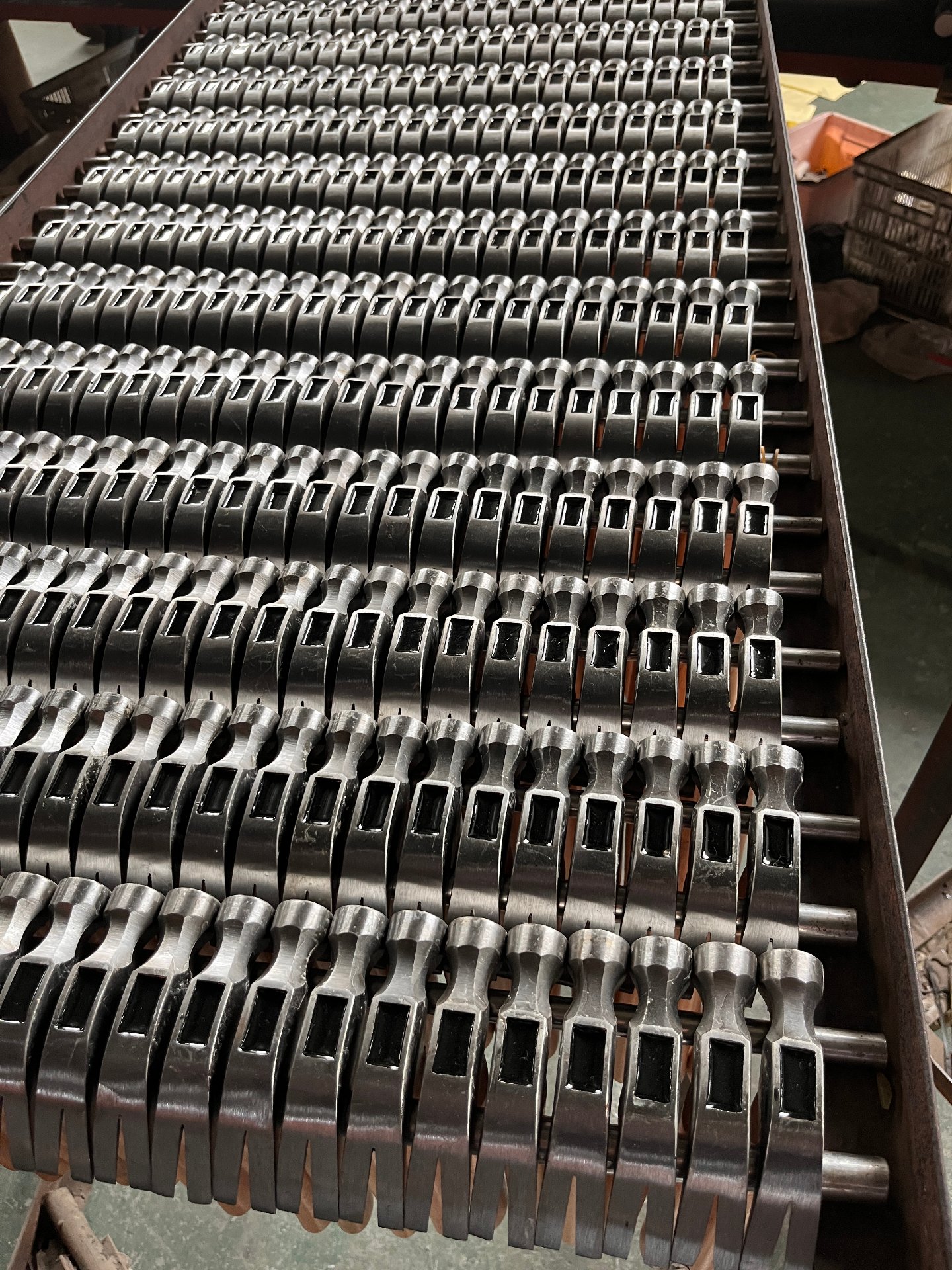 Hammer heads in production at a Linyi partner workshop